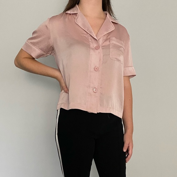 Urban Outfitters Top - Picture 1 of 3